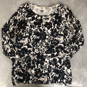 Very good condition Old Navy M weight sweater